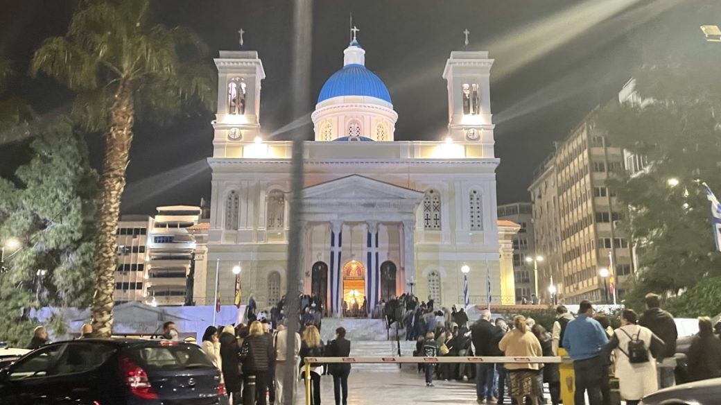 Χιλιάδες πιστοὶ στὸ προσκύνημα τῆς Ἁγίας Ζώνης